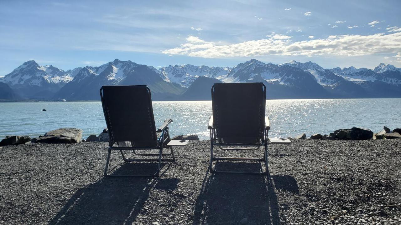 Resurrection Lodge On The Bay Seward Exteriör bild